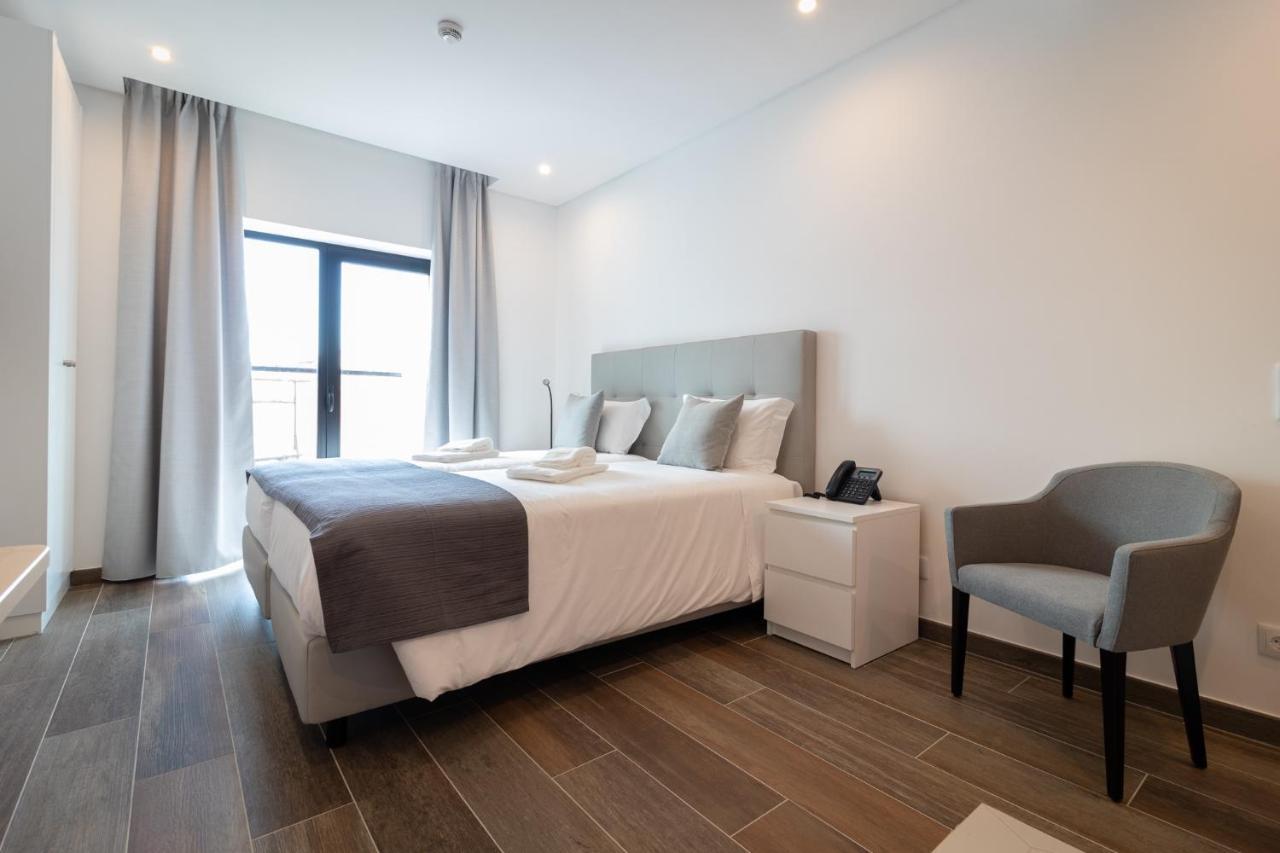 Roots Hotel Φάρο Εξωτερικό φωτογραφία